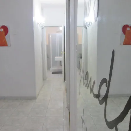 Flat 13 * Catania